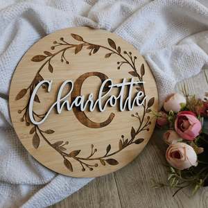 Baby: Bamboo Name In Wreath Circle