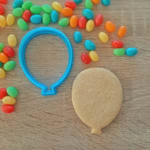 Baby Fondant Stamps: Balloon Cookie & Fondant Cutter
