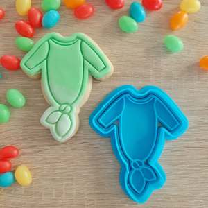 Baby Fondant Stamps: Knotted Baby Gown Cookie Cutter & Fondant Stamp