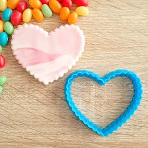 Mothers Day Fondant Stamps: Scalloped Heart Cookie & Fondant Cutter