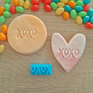 Mothers Day Fondant Stamps: Small xoxo Fondant Stamp