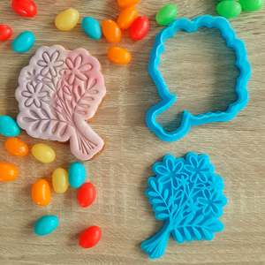 Flower Bouquet Cookie Cutter & Fondant Stamp