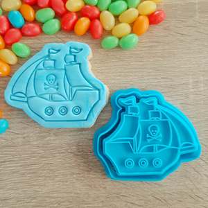Vehicle Cutters Stamps: Pirate Ship Cookie Cutter & Fondant Stamp