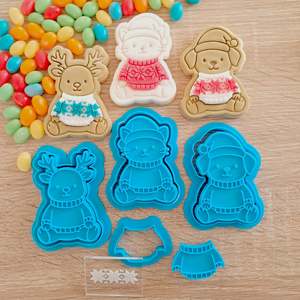 Animal Cutters Stamps: Christmas Sweater Friends - 3 Animal Combo Cookie Cutters & Fondant Stamps (9 pcs)