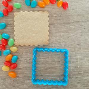 Basic Shapes Cookie Cutters: Scalloped Square Cookie & Fondant Cutter