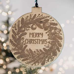 Custom Christmas Decorations: Merry Christmas Wreath Wooden Christmas Decoration