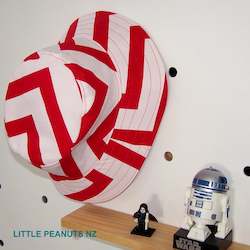 Sunhats: Bucket Hat - Chevron Red