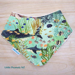 Dribble Bibs: Aquarium Dribble Bib