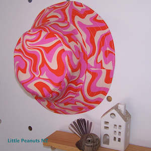 Sunhats: Bucket Hat - Retro