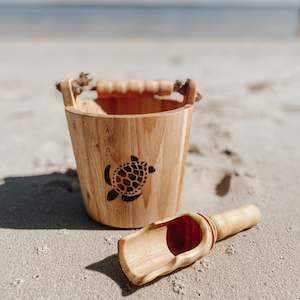 Beach Toys: Explore Nook Wooden Bucket & Scoop Set - Turtle