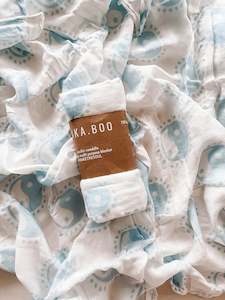 Swaddle: SEAKA.BOO Yin Yang Muslin Swaddle - Blue