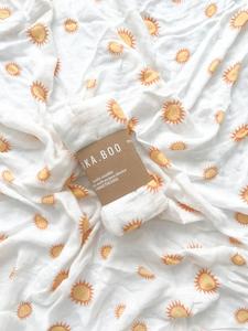Swaddle: SEAKA.BOO Sunrise Muslin Swaddle