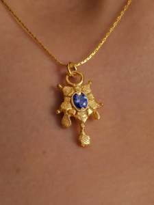 Necklaces: The Acrobat's Tears Chain