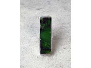 Oblong bright Jade Ring