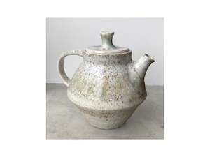Della Goodinson: Teapot