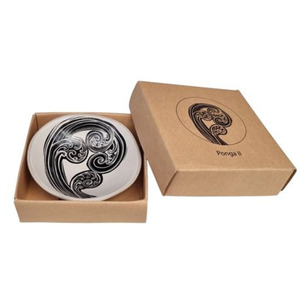 Living: Jo Luping Ponga 2 Black on White Porcelain Dish Mini