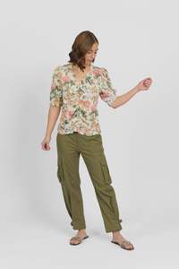 Products: Knewe Fizz Top