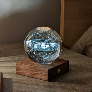 Lights: Gingko Solar System Amber Crystal Light