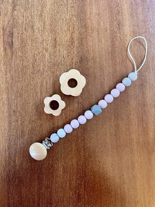 Products: Dummy Clip-Marble Lilac - Little Roo