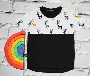 SALE Kids Tee Sz 2 Reindeer