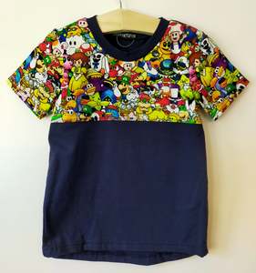 SALE Kids Tee Sz 4 Faces