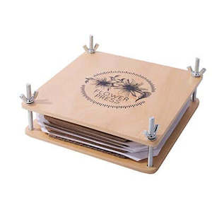 Kikkerland Huckleberry: Classic Flower Press