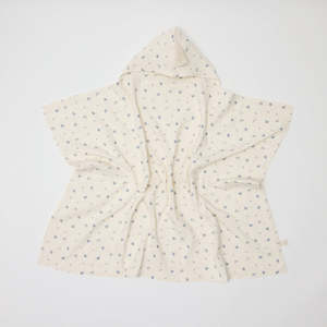 Over The Dandelions: Hooded Towel with Tassel - Enchanted Garden