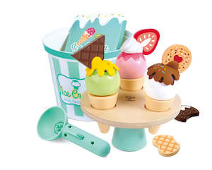 Hape Kitchen | Scoop & Serve Ice Cream Set