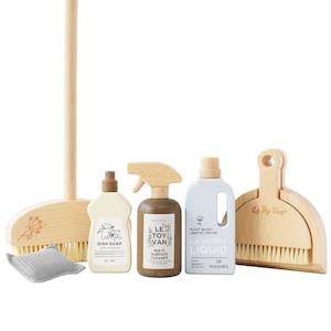 Le Toy Van Eco-friendly Cleaning Set