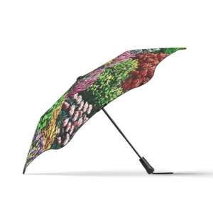 Winter: BLUNT Metro Umbrella | x Karl Maughan