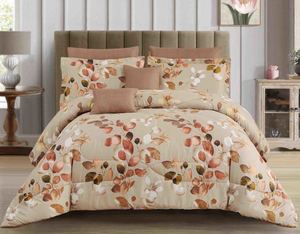 7 piece OVERSIZED PRINT comforter set