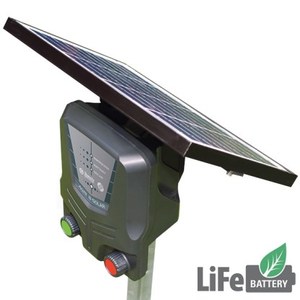 Products: Agri 8 Solar Energizer - Living Rural