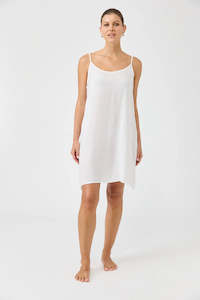 Accessories: Eb & Ive Studio Slip-Salt