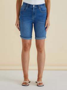 Betty Basics: Betty Basics Bonnie Bermuda Denim Indigo Mix