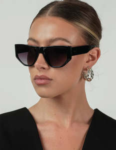 Otra Elka Black/Smoke Sunglasses