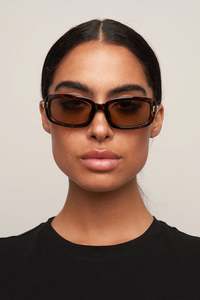 Accessories: Otra Belle Black/Smoke Fade Sunglasses
