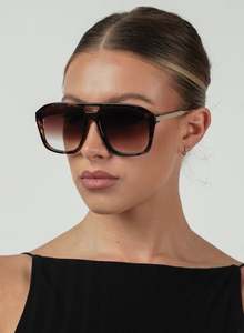 Accessories: Otra Reina Tort/Brown Fade sunglasses
