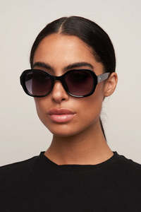 Accessories: Otra Darcy Black/Smoke Fade