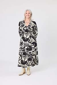 Lemon Tree Sabrina Dress Black Print