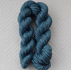 Products: Pacific Atoll 25gm Mini Lochanside Alpacas