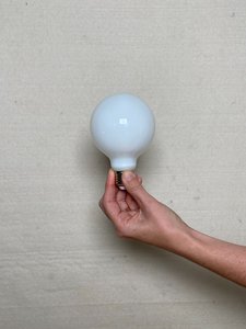 Wool Hoop 40 Medium Globe Lightbulb - Lof