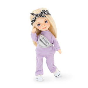 Dolls: Sweet Sisters-Mia in a purple tracksuit
