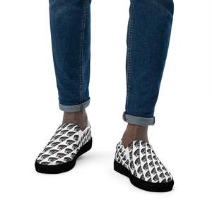 Men’s slip-on canvas shoes