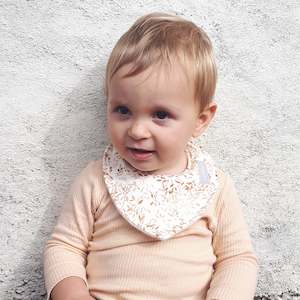 bib: Organic Triple Layer Dribble Bib