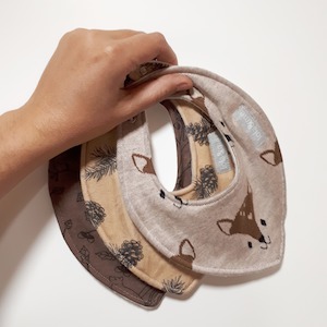 Autumn Winter 21: Organic Dribble Bib