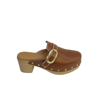 Mule: Unisa Clogg, Saddle
