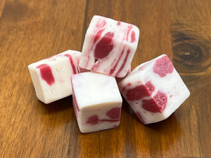 Carousel: Raspberry Ripple Nougat