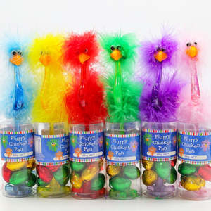 Easter: Fluffy Chicken Pen w/ Eggs