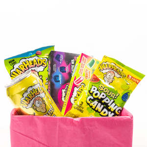 Gifts: Warheads Sour Gift Box