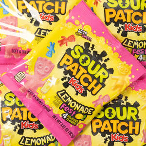 Novelty Lollies: Sour Patch Kids Lemonade Fest Peg Bag 102g